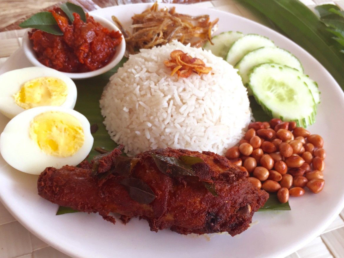 foods in Malaysia nasi lemak