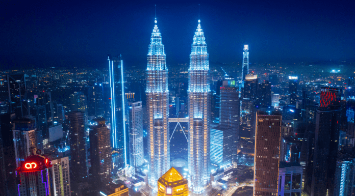 Twin Towers Kuala Lumpur: Explore The Malaysia’s Iconic Wonder twin towers kuala lumpur